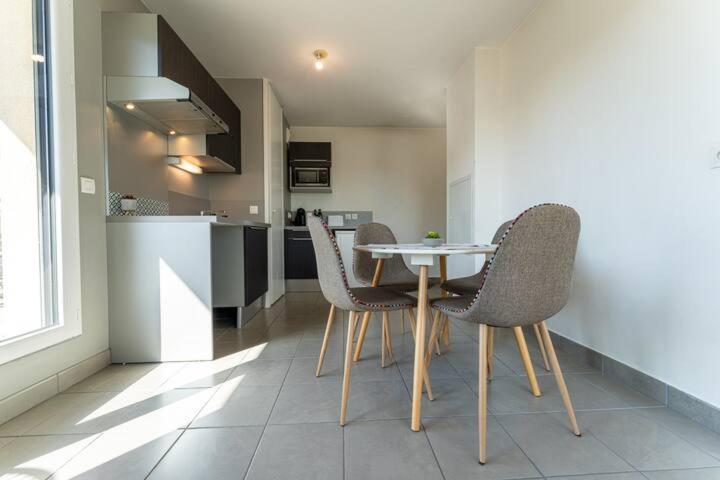 Bordeaux Merignac Appartement 2 Pieces - 2 Terrasses ภายนอก รูปภาพ